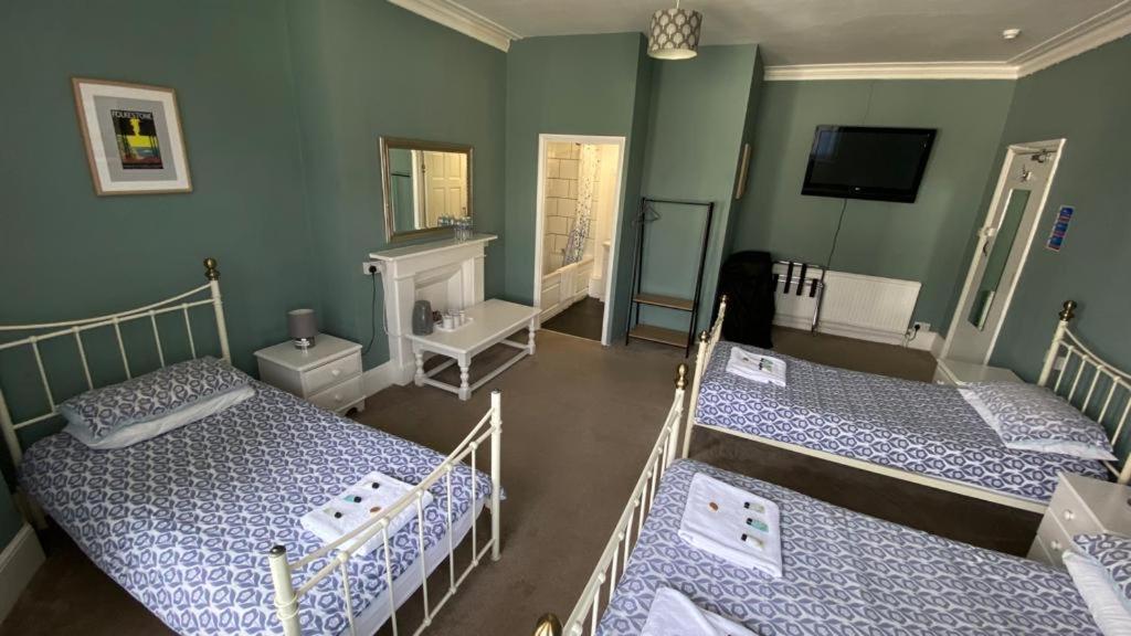 Westward Ho Hotel Фолькустоун Экстерьер фото