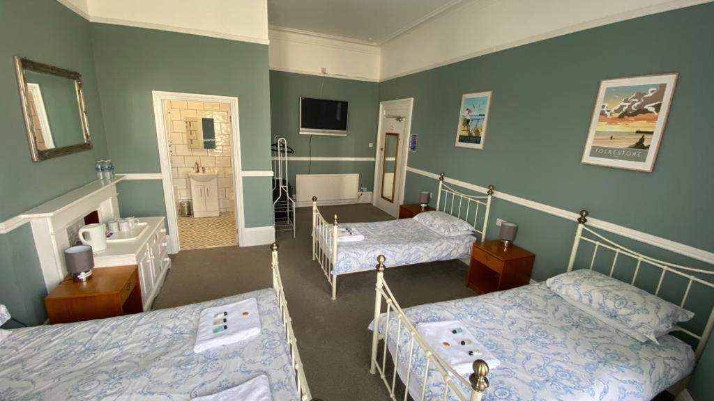 Westward Ho Hotel Фолькустоун Экстерьер фото